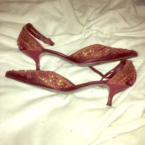 Size 10 “peach” beaded Indian kitten heels new